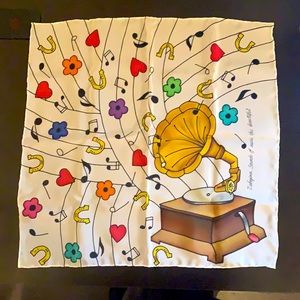 ZABEGINA Designer “Sounds of music the beautiful”